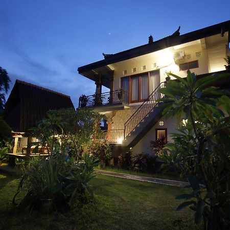 Loris Homestay Ubud Exterior foto