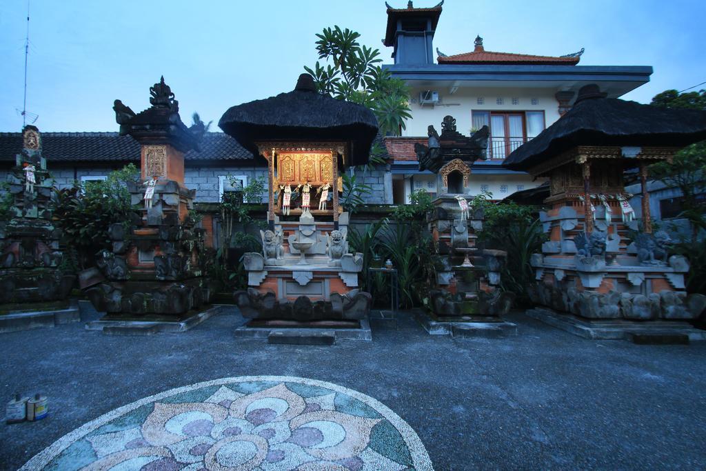 Loris Homestay Ubud Exterior foto