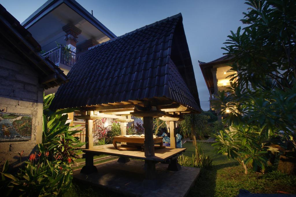 Loris Homestay Ubud Exterior foto