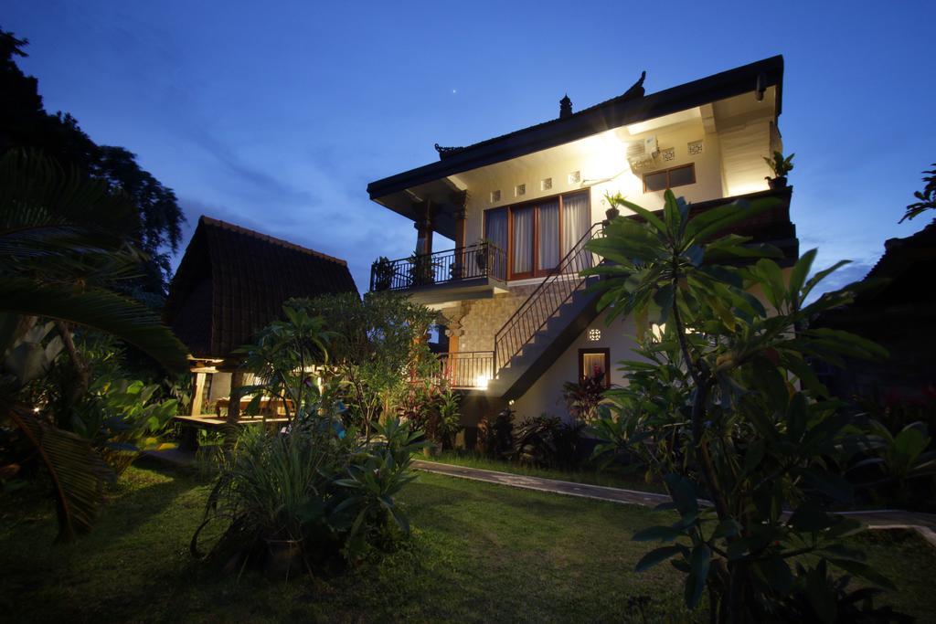 Loris Homestay Ubud Exterior foto