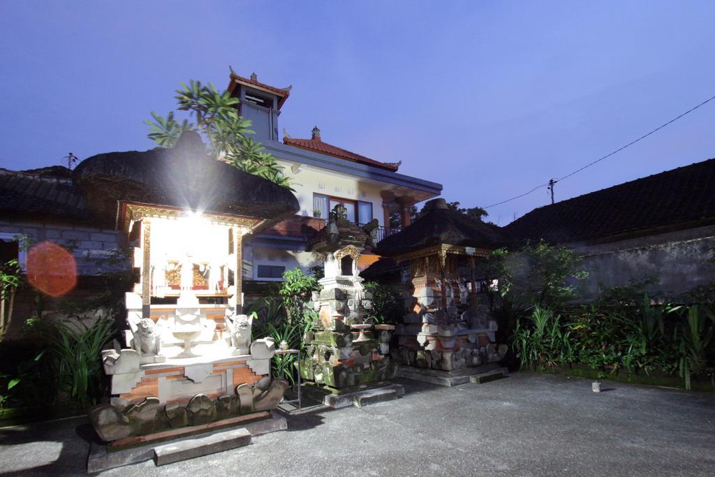 Loris Homestay Ubud Exterior foto